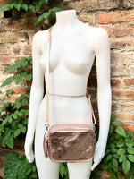 Small leather bag in pink gold. Cross body bag, shoulder bag in GENUINE leather. Metallic shine leather bag. Pink gold leather purse.