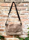 Messenger bag in genuine suede leather. Light brown cross body bag. Dark greyge suede bag with zipper and flap. Taupe brown suede purse