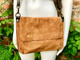 Messenger bag in genuine suede leather. Rusty brown cross body bag. Boho suede bag with zipper and flap. Saddle - camel brown suede purse