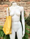 Tote bag in YELLOW. Genuine leather shopper bag. Laptop, office bag to carry your tablet or books. Leather shoulder /handbag. Yellow purse