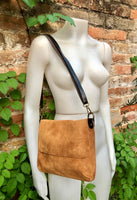 Messenger bag in genuine suede leather. Rusty brown cross body bag. Boho suede bag with zipper and flap. Saddle - camel brown suede purse