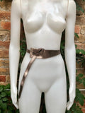 Leather 80s style obi belt . Wrap belt in BRONZE. Waist belt in genuine leather. BRONZE wraparound belt. BRONZE dress belt