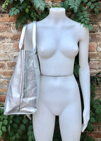 Shoulder leather bag in SILVER. GENUINE leather shopper bag. Large carry all bag for your laptop, books. Metallic GOLD leather purse