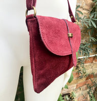 Burgundy suede leather bag. Crossbody bag in GENUINE leather. DARK RED small leather bag with adjustable strap and zipper. Wine red purse.