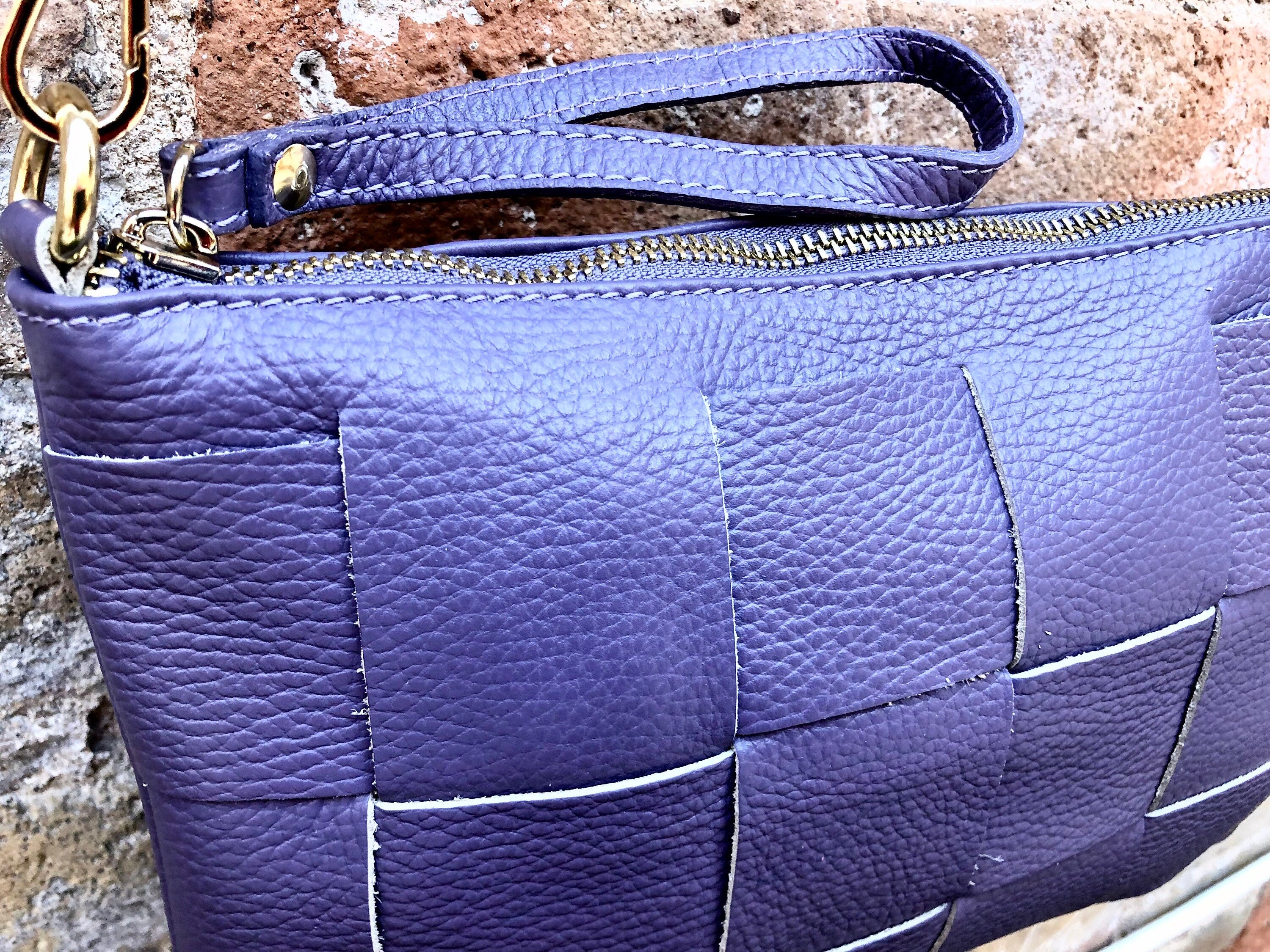 Small leather bag in PURPLE. GENUINE leather crossbody bag. Medium mauve purse with zipper and remomable wistlet. Lavender color leather bag