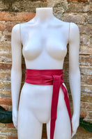 Fuchsia pink obi belt. Hot pink wrap belt in soft genuine leather. Wraparound waist belt. Wide style. Boho dress belt in dark pink leather