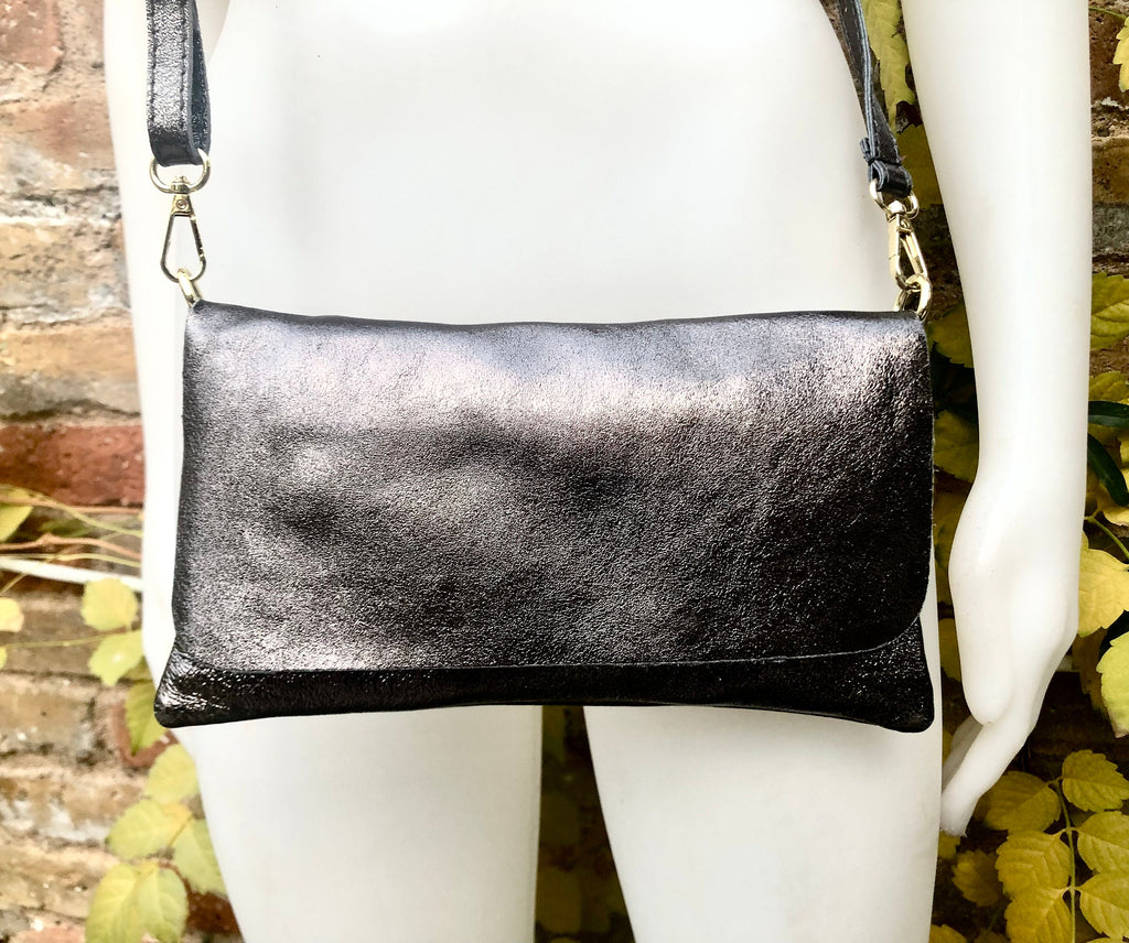 Small leather bag in DARK SILVER. Cross body bag, shoulder bag in GENUINE leather. Metallic shine bag with adjustable strap, zipper