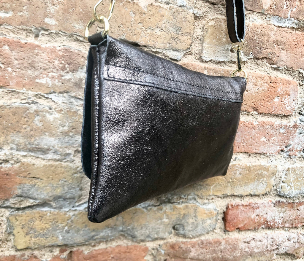 Small leather bag in DARK SILVER. Cross body bag, shoulder bag in GENUINE leather. Metallic shine bag with adjustable strap, zipper