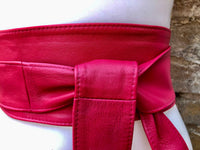 Fuchsia pink obi belt. Hot pink wrap belt in soft genuine leather. Wraparound waist belt. Wide style. Boho dress belt in dark pink leather