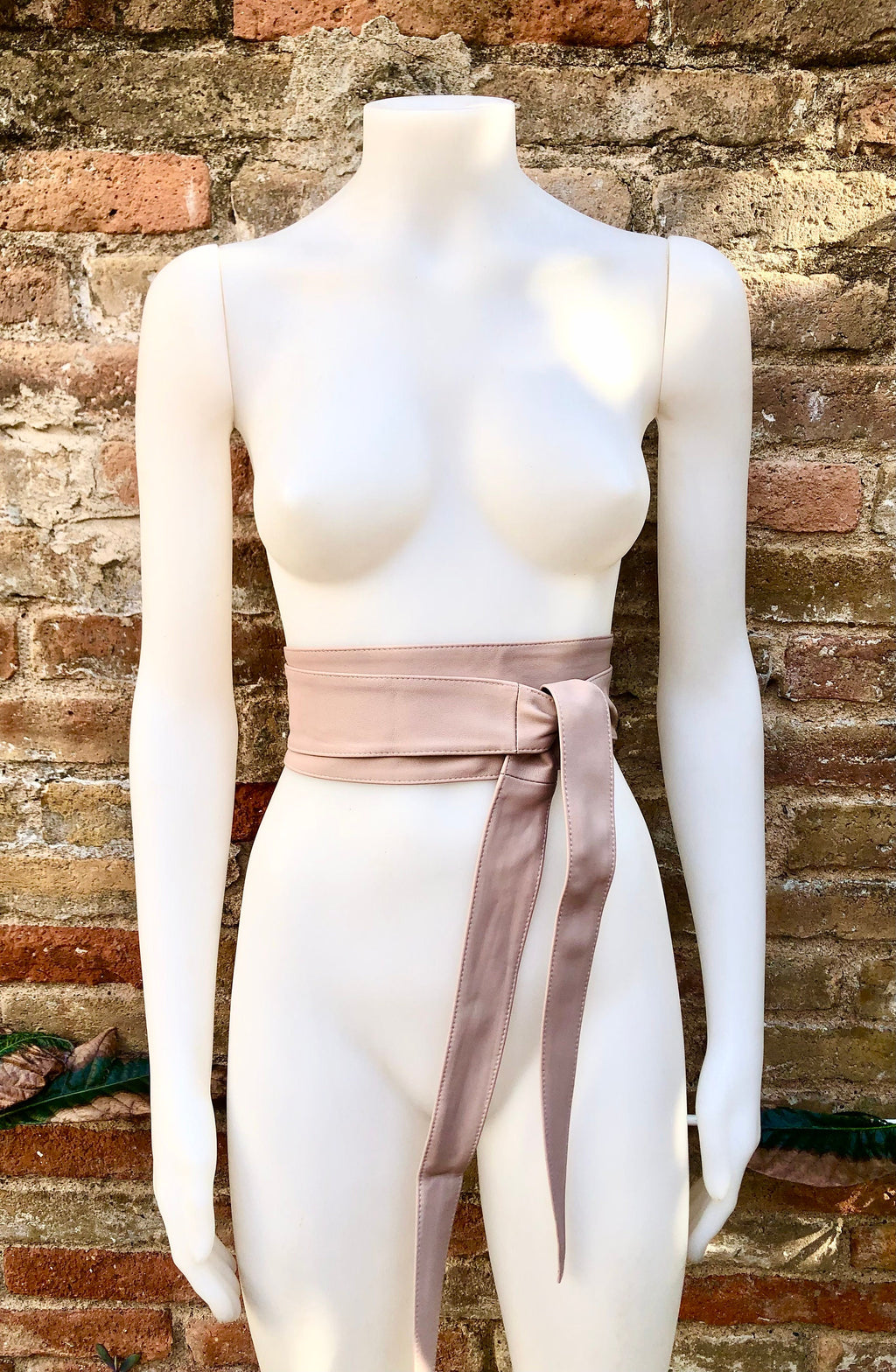 Dusty PINK wide obi belt. Soft genuine leather wrap belt. Wraparound waist belt. Wide style. Light pink dress / overall belt.