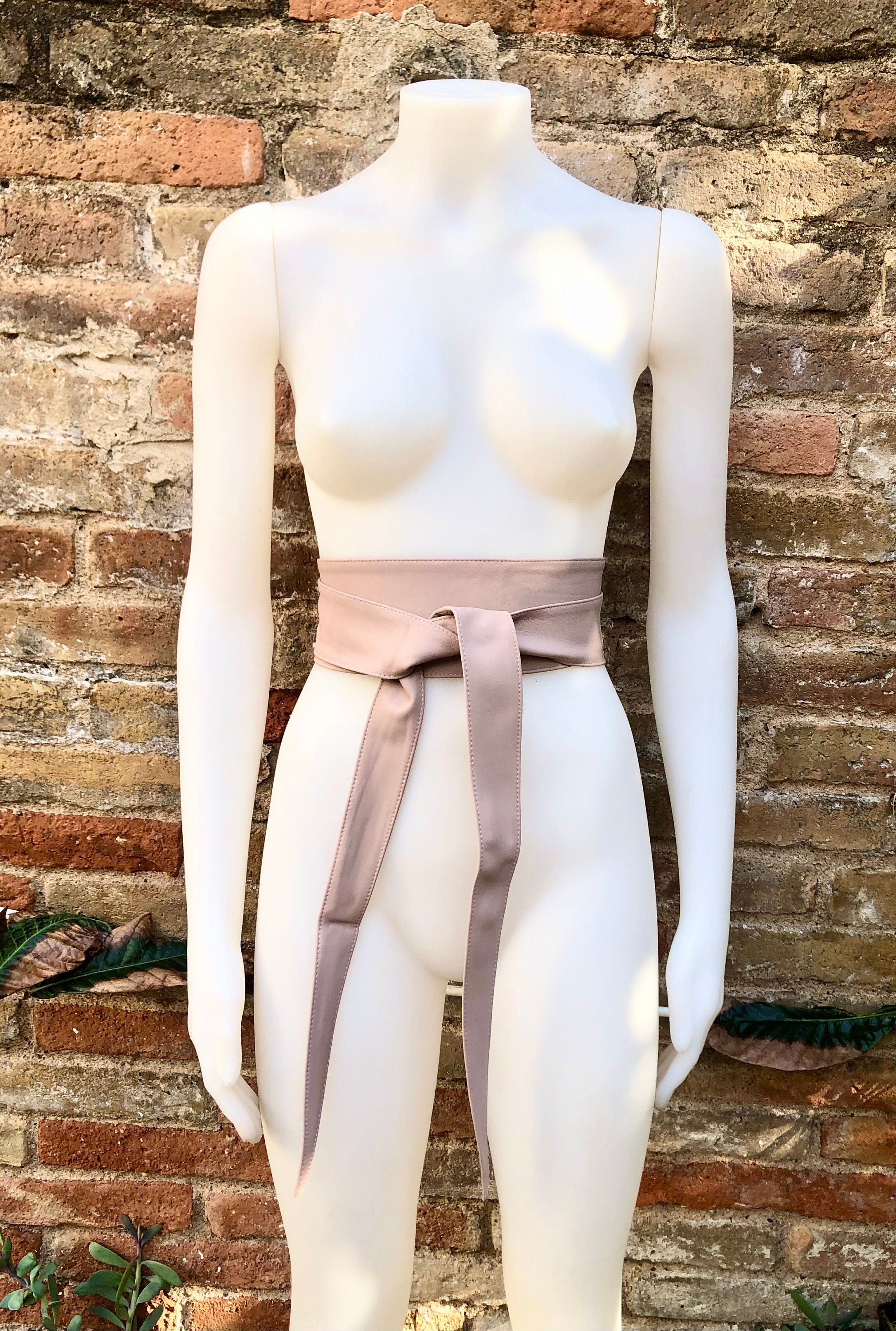 Dusty PINK wide obi belt. Soft genuine leather wrap belt. Wraparound waist belt. Wide style. Light pink dress / overall belt.