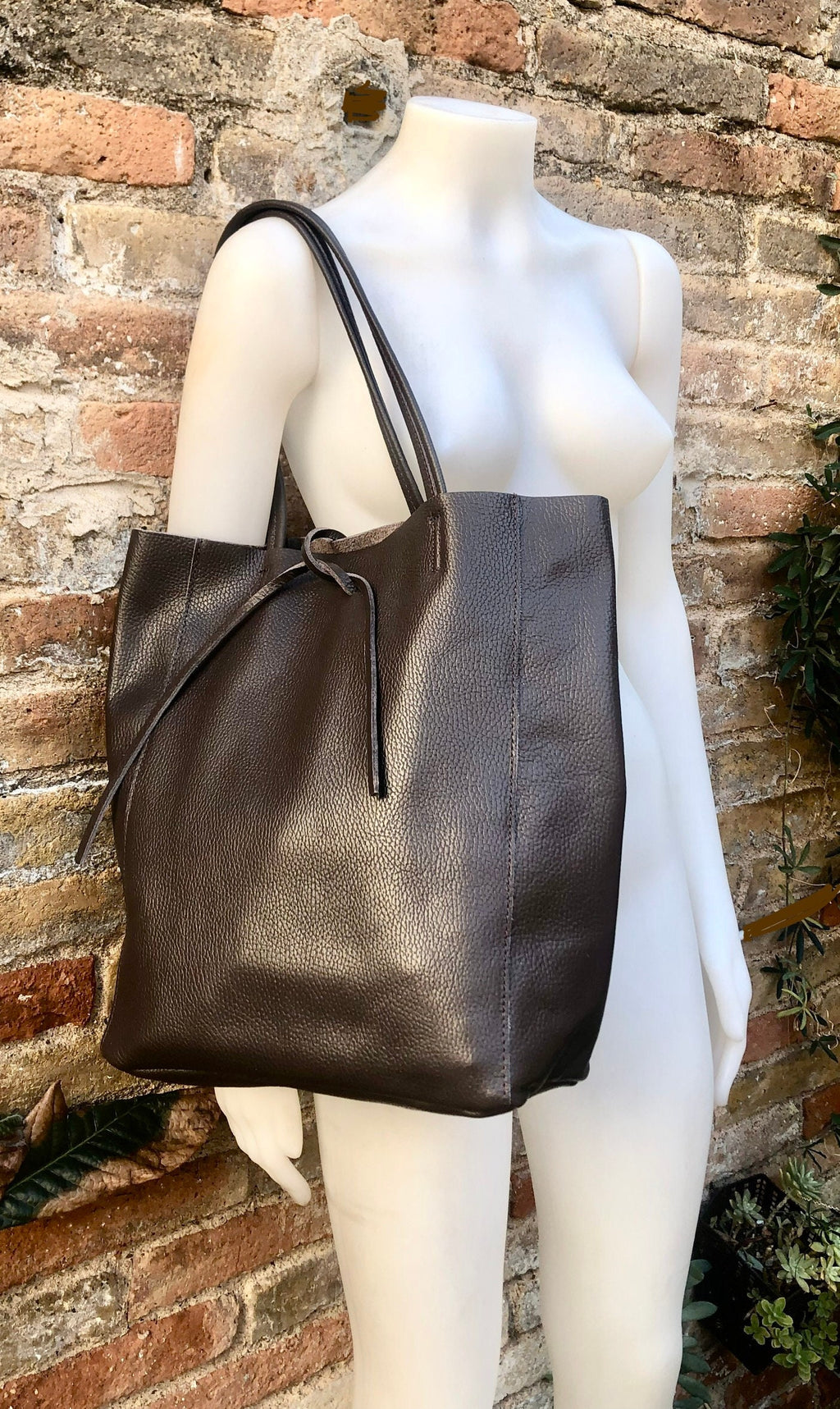 Tote leather bag in DARK brown. Leather shopper in chocolate brown. Soft natural GENUINE leather. Large brown bag for your laptop, books