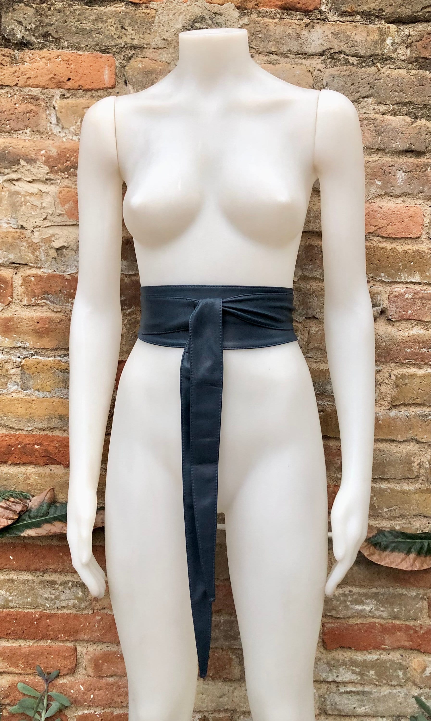 Dark blue - navy blue obi belt. Wrap belt in soft genuine leather. Wraparound waist belt. Wide style. Boho dress belt in dark blue leather