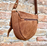 Camel BROWN suede bag.Genuine leather rusty brown crossbody bag.Small leather bag with adjustable strap and zipper.Tobacco brown suede purse