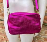 Small leather bag in metallic fuchsia pink. Genuine leather cross body / shoulder bag. Hot pink glitter purse. Adjustable strap.Gold accents