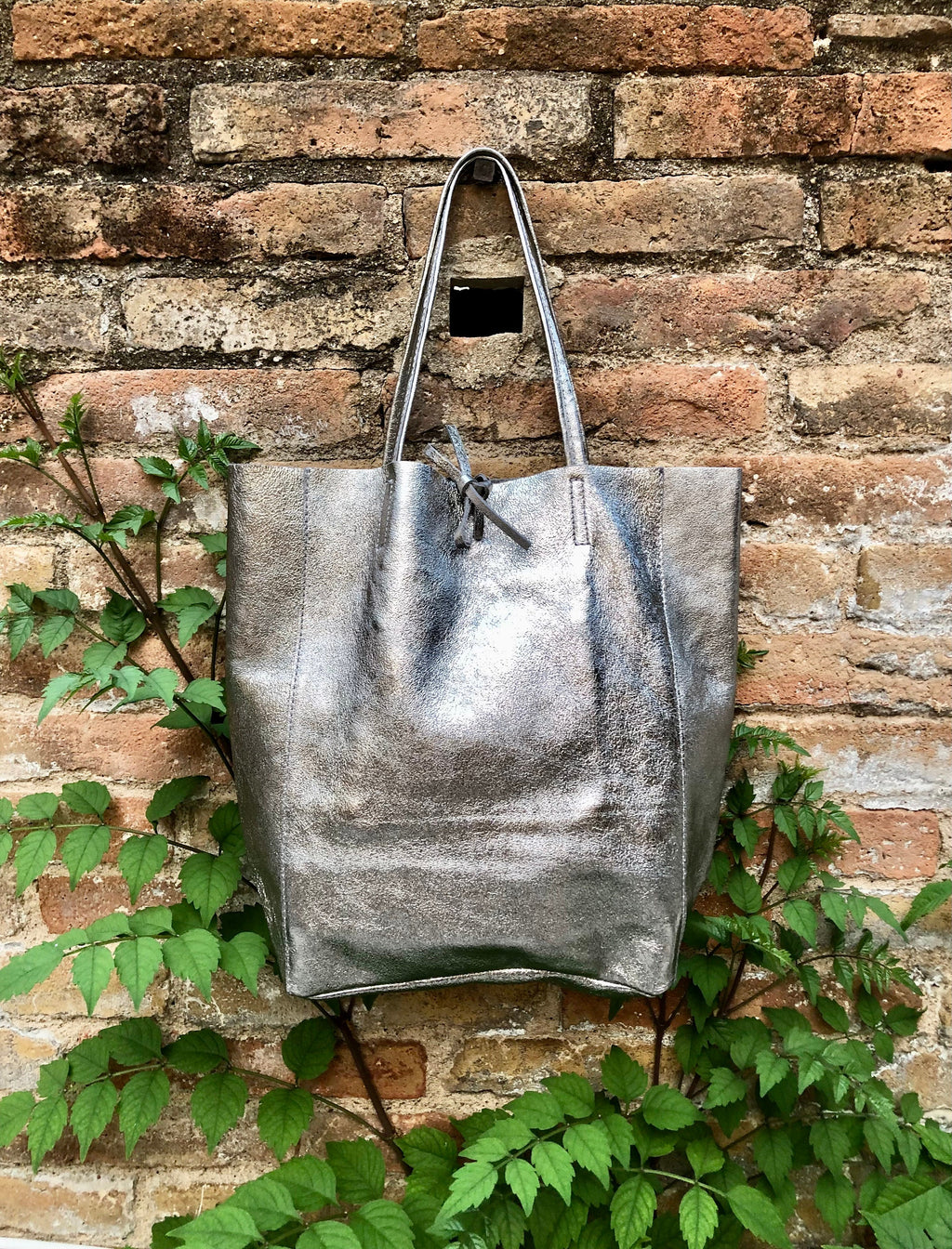 Tote leather bag in SILVER. Leather shopper in natural GENUINE leather. Large carry all bag for your laptop, books. Metallic leather shopper