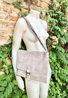 BOHO suede messenger leather bag in LIGHT GREY. Cross body bag in grey suede. Soft patent natural genuine leather bag. Festival bags.