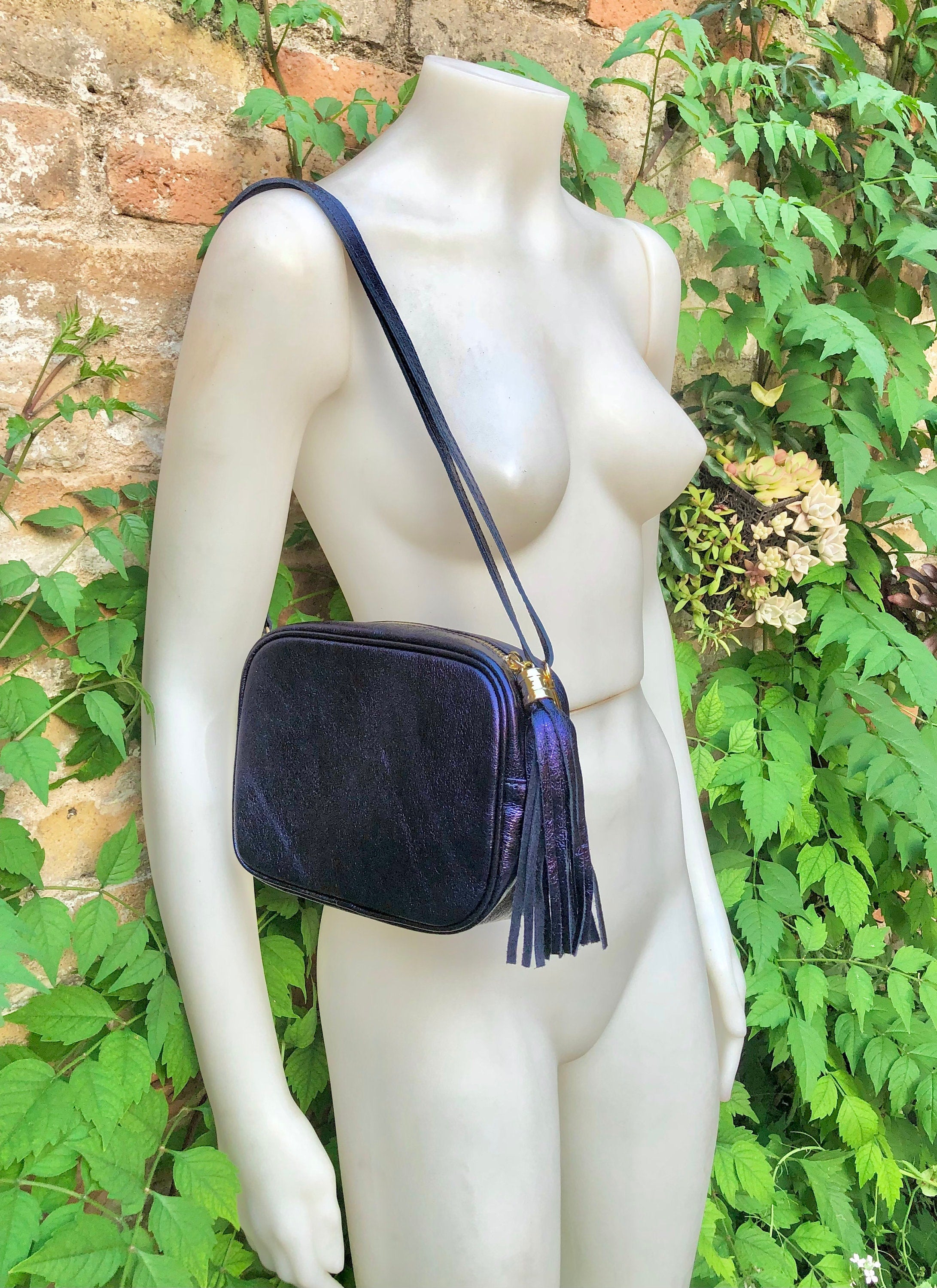 Small leather bag in PURPLE - NAVY. Crossbody / shoulder bag in genuine leather. Metallic shine leather bag. Dark blue-purple leather purse