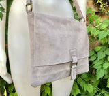 BOHO suede messenger leather bag in LIGHT GREY. Cross body bag in grey suede. Soft patent natural genuine leather bag. Festival bags.