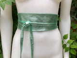 Metallic aqua green waist belt. Wide belt in light mint green genuine leather. Metallic shine wraparound belt, light green boho dress belt.