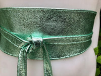 Metallic aqua green waist belt. Wide belt in light mint green genuine leather. Metallic shine wraparound belt, light green boho dress belt.