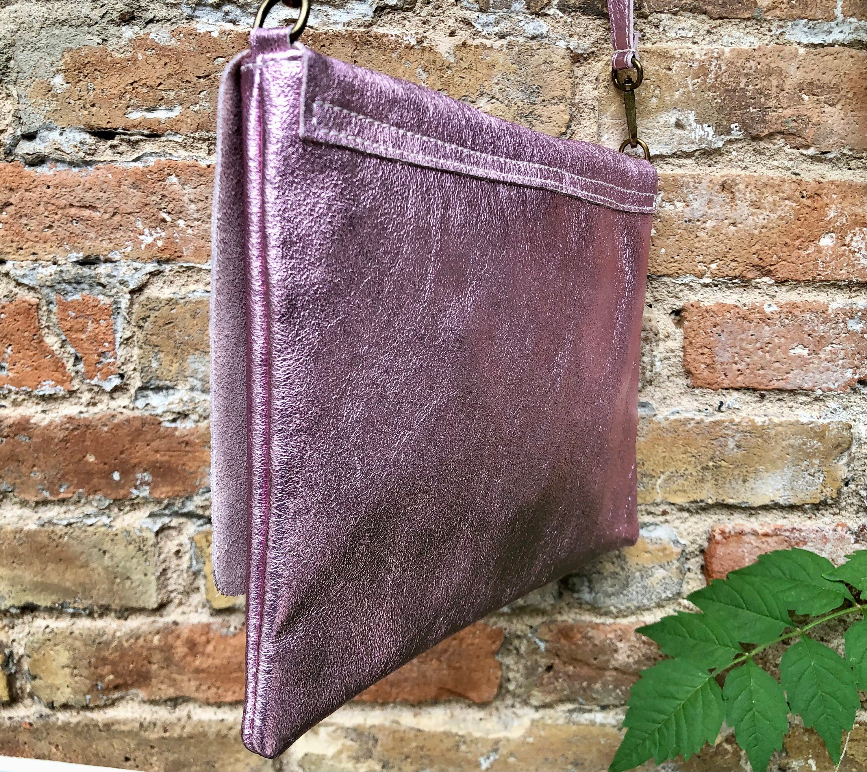 Crossbody leather bag in Metallic light PINK. Genuine soft leather. Glitter pink messenger bag. Zipper + adjustable strap. Light pink purse