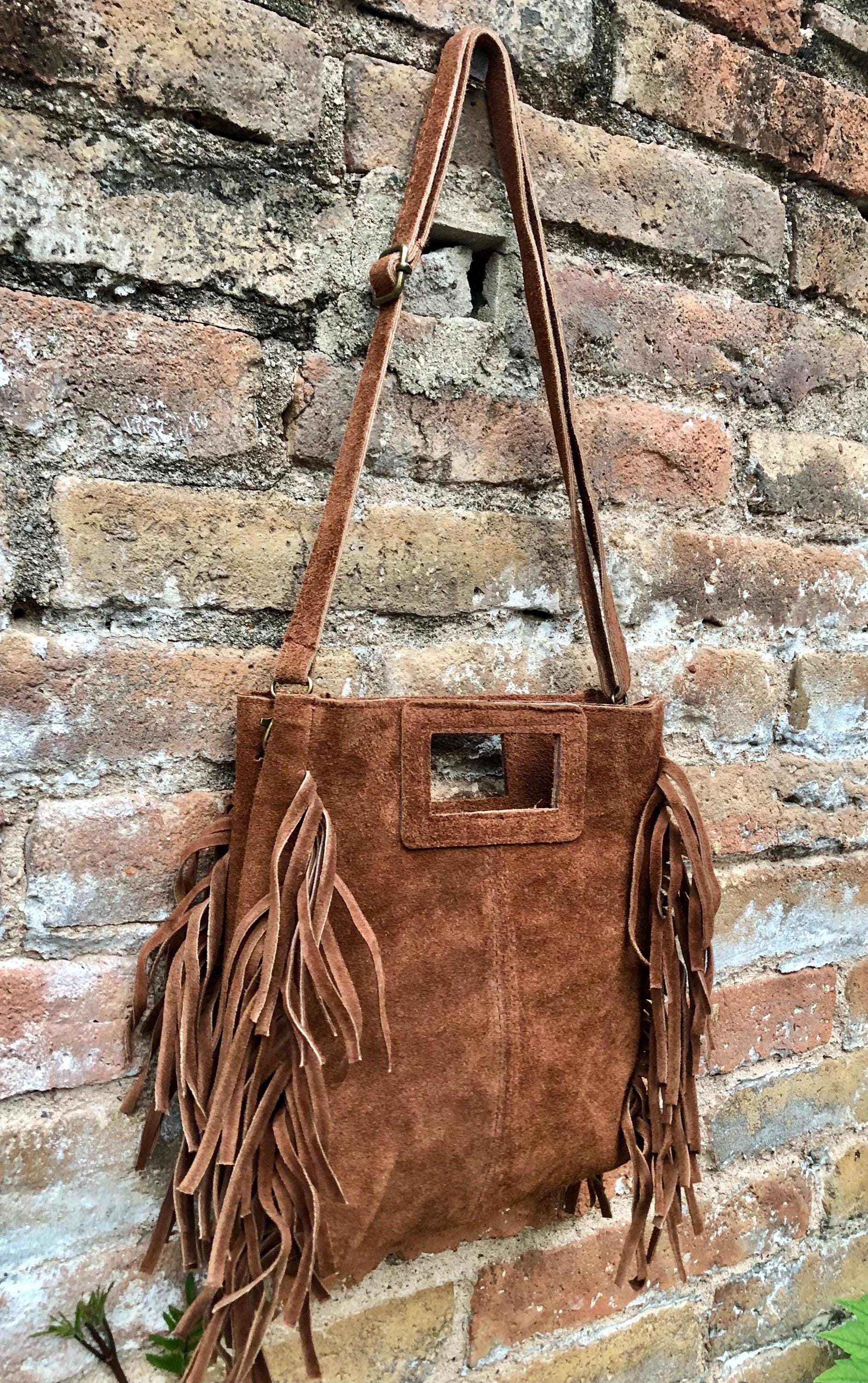 Camel brown crossbody fringed bag. BOHO suede leather bag with FRINGES. Tobacco brown genuine suede leather. Rusty brown suede purse.