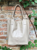 Tote leather bag in beige. Leather shopper in GENUINE leather. Large carry all bag for your laptop, books. Beige leather shopper.Beige purse