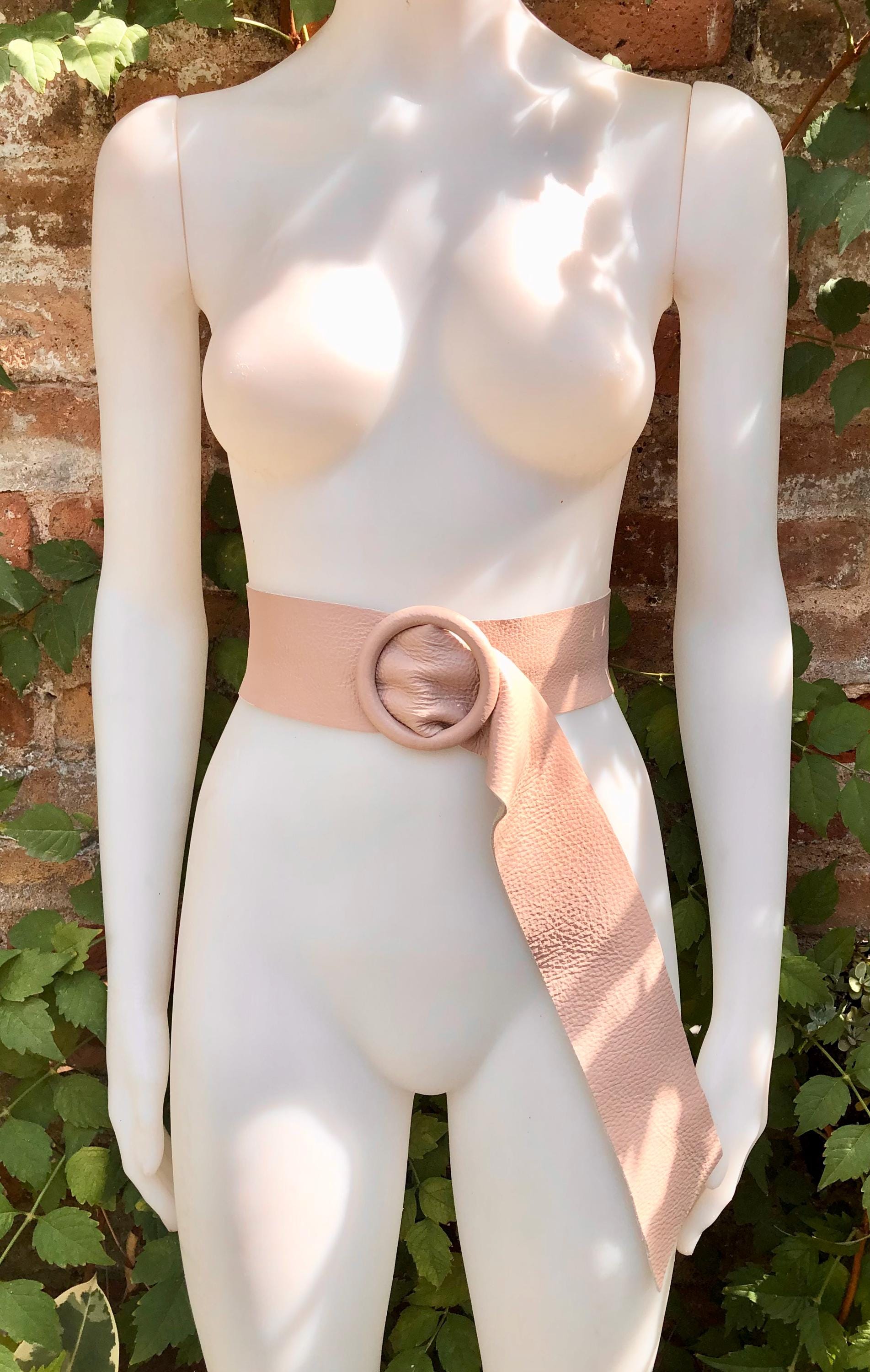 Pink leather waist belt with large round buckle.Soft leather belt in light dusty pink. Genuine leather pink dress belt. Pink wide waist belt