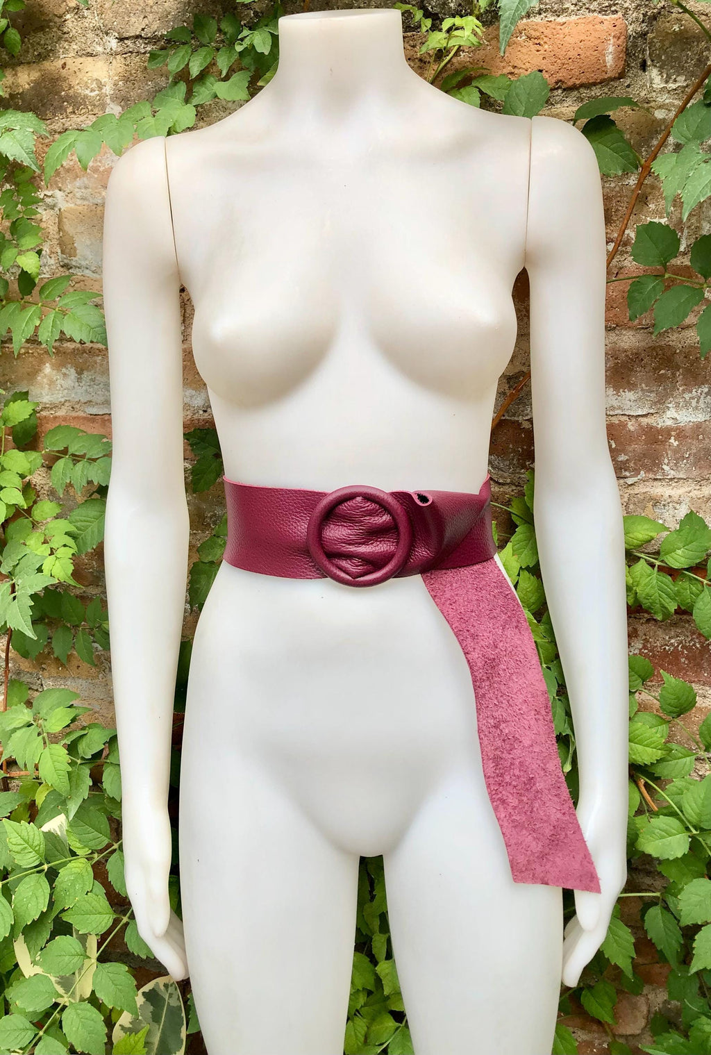 BURGUNDY leather waist belt with large round buckle. Soft leather belt. Genuine leather terracotta-burgundy dress belt. Wide waist belt