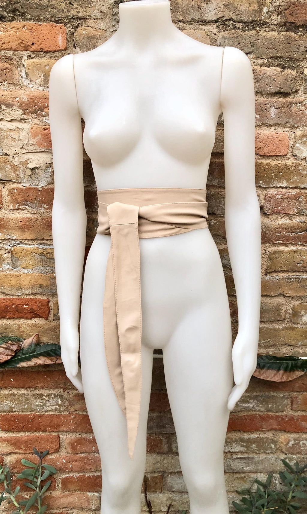 Light beige obi belt. Wrap belt in soft genuine leather. Wraparound waist belt. Wide style. Boho dress belt in soft peach beige leather