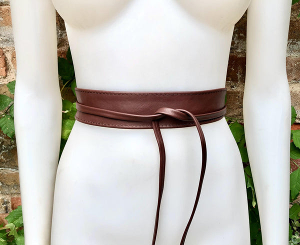 Obi belt in soft leather. Narrow style. Wrap belt in BROWN. Maroon brown wraparound waist belt in genuine leather. Boho brown dress belt.