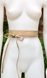 Beige obi belt in soft leather. Narrow style. Beige wrap belt . Wraparound waist belt in genuine leather. Beige leather dress belt.