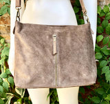 Taupe brown suede leather bag. Boho messenger bag. GENUINE LEATHER. Crossbody / shoulder bag. Light brown suede leather purse with zipper