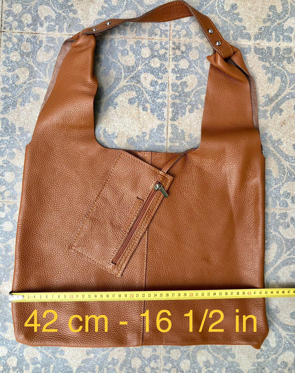 Shoulder leather bag in CAMEL BROWN. Genuine leather shopper in rusty brown. Soft natural leather Carry all bag for your laptop, books etc