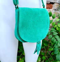 Green suede bag. Small crossbody /shoulder genuine leather purse. Green boho messenger bag with flap, zipper + tassel. Green hippy purse