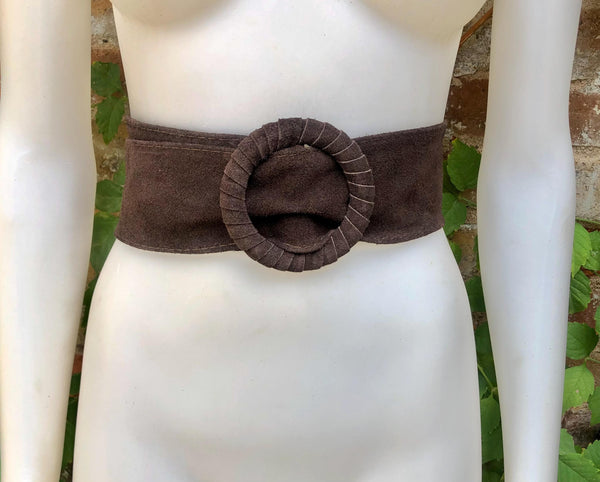 Dark green suede waist belt. Large round buckle. Forest green boho suede belt. Genuine natural leather. Dark green overall / dress belt