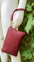 Small leather bag in burgundy. GENUINE leather crossbody / shoulder bag. Dark red leather bag with GOLD hardware. Wine red leather purse