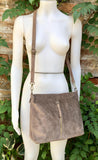 Taupe brown suede leather bag. Boho messenger bag. GENUINE LEATHER. Crossbody / shoulder bag. Light brown suede leather purse with zipper