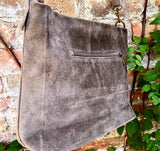 Taupe brown suede leather bag. Boho messenger bag. GENUINE LEATHER. Crossbody / shoulder bag. Light brown suede leather purse with zipper
