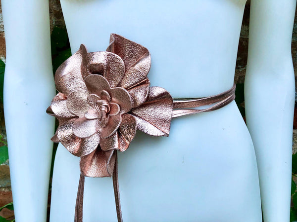 Flower leather belt in PINK GOLD. Waist, overall or dress belt. Genuin Handmade suede bags by Good Times Barcelona Flower leather belt in PINK GOLD. Waist, overall or dress belt. Genuin Handmade suede bags by Good Times Barcelona