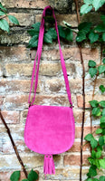 Hot pink suede bag. Small crossbody /shoulder genuine leather purse. Pink boho messenger bag with flap, zipper + tassel. Fuchsia hippy purse