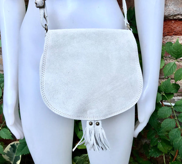 Cream suede bag. Small crossbody /shoulder genuine leather purse. Broken white boho messenger bag. Flap, zipper + tassel. Cream hippy purse