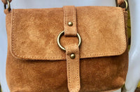 Camel BROWN suede bag.Genuine leather tan brown crossbody bag. Small leather bag with adjustable strap and zipper. Caramel brown suede purse