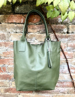 GREEN tote leather bag.Genuine leather shopper.Large carry all bag for your laptop / books.Khaki GREEN leather shoulder bag.Army green purse