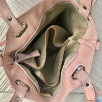 LIGHT PINK genuine leather bag. Hand / shoulder / crossbody bag. Removable longer adjustable strap. Pink shopper bag. Pink leather purse