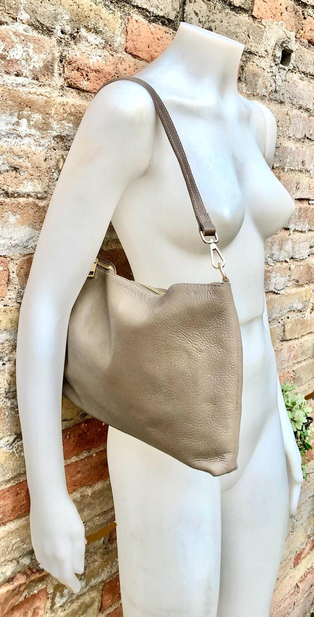 Light brown leather bag. GENUINE leather cross body / shoulder bag. Dark beige bag + adjustable strap. Taupe greyge leather purse. 2 straps