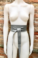 GRAY obi belt. Wrap belt in soft genuine leather. Wraparound waist belt. Wide style. Boho dress belt in medium GREY leather. Grey dress belt