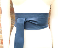 Dark denim blue obi belt. Wrap belt in soft genuine leather. Wraparound waist belt. Wide style. Blue boho dress belt in blue-gray