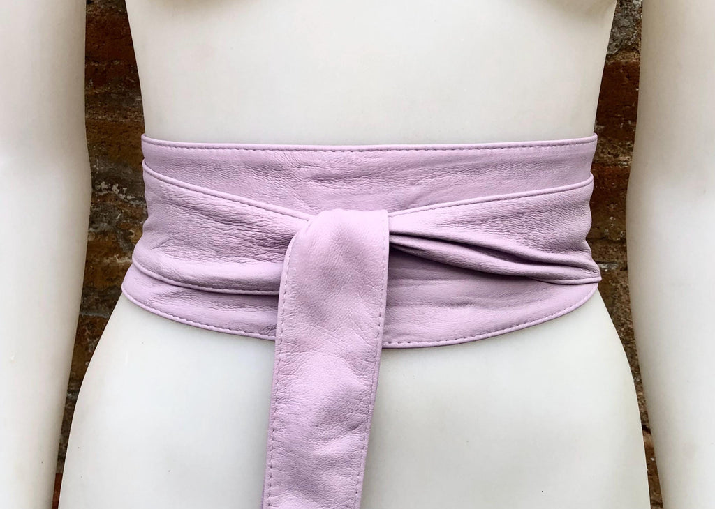 Light PURPLE obi belt. Lavender soft genuine leather. Wraparound lilac waist belt. Wide style. Boho dress belt in soft mauve leather